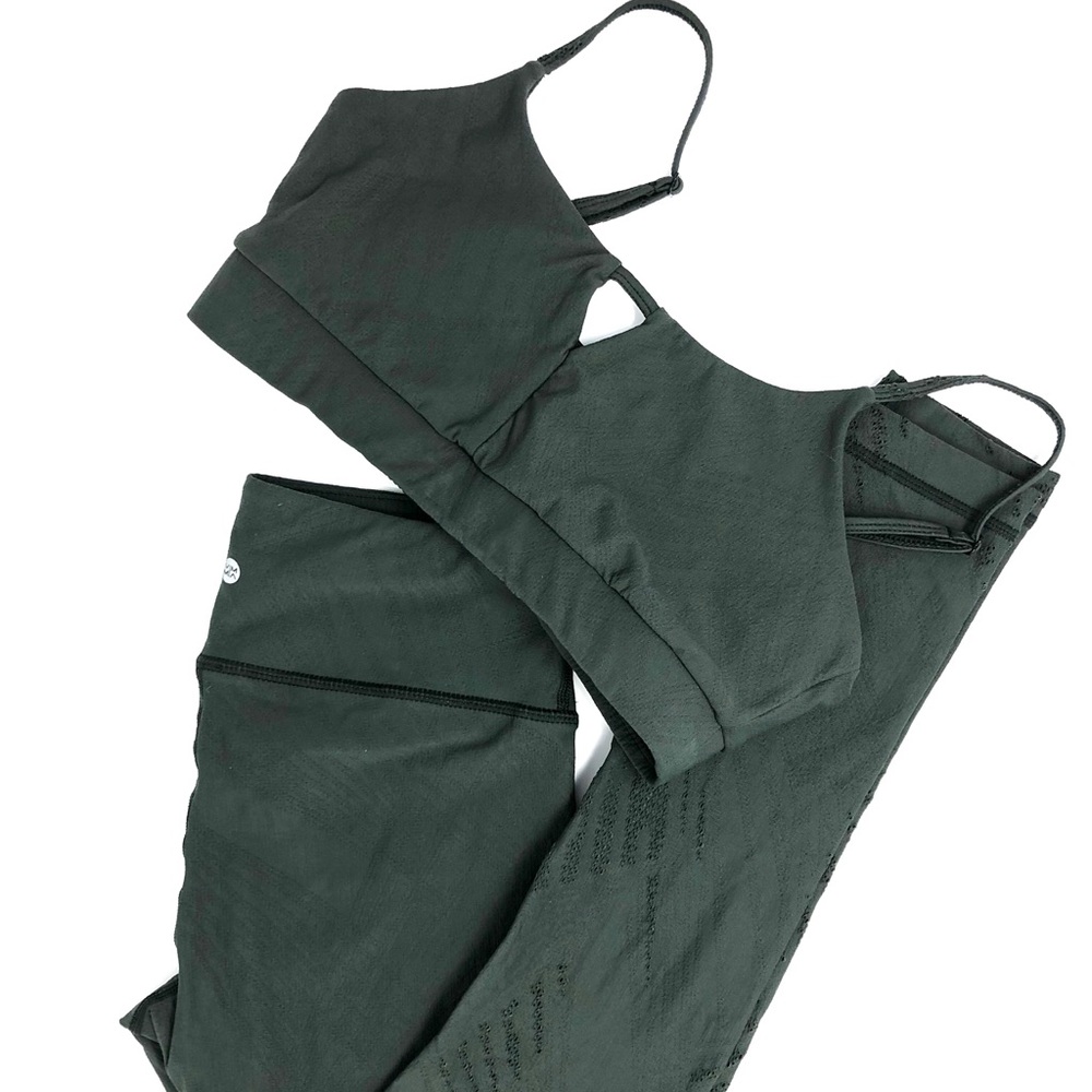 (Set) Vimmia Leggings & Sports Bra in Army Green